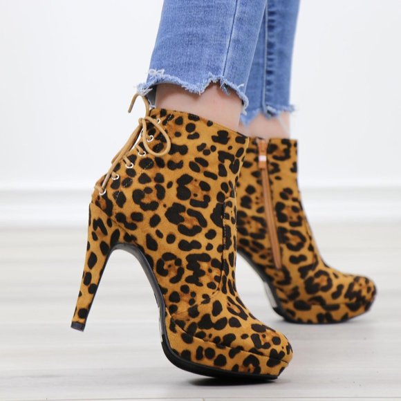 Leopard Back Lace Suede Heeled Ankle platform Boot - Picture 6 of 12